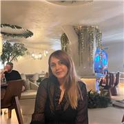 Tengo experiencia trabajando como niñera y ayudando a los peques con sus deberes.
Puedo dar clases a los peques
Soy estudiante de medicina y me gusta enseñar materiales a los peques.